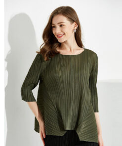 Women’s Pleated Blouse with Three-Quarter Sleeves SP31