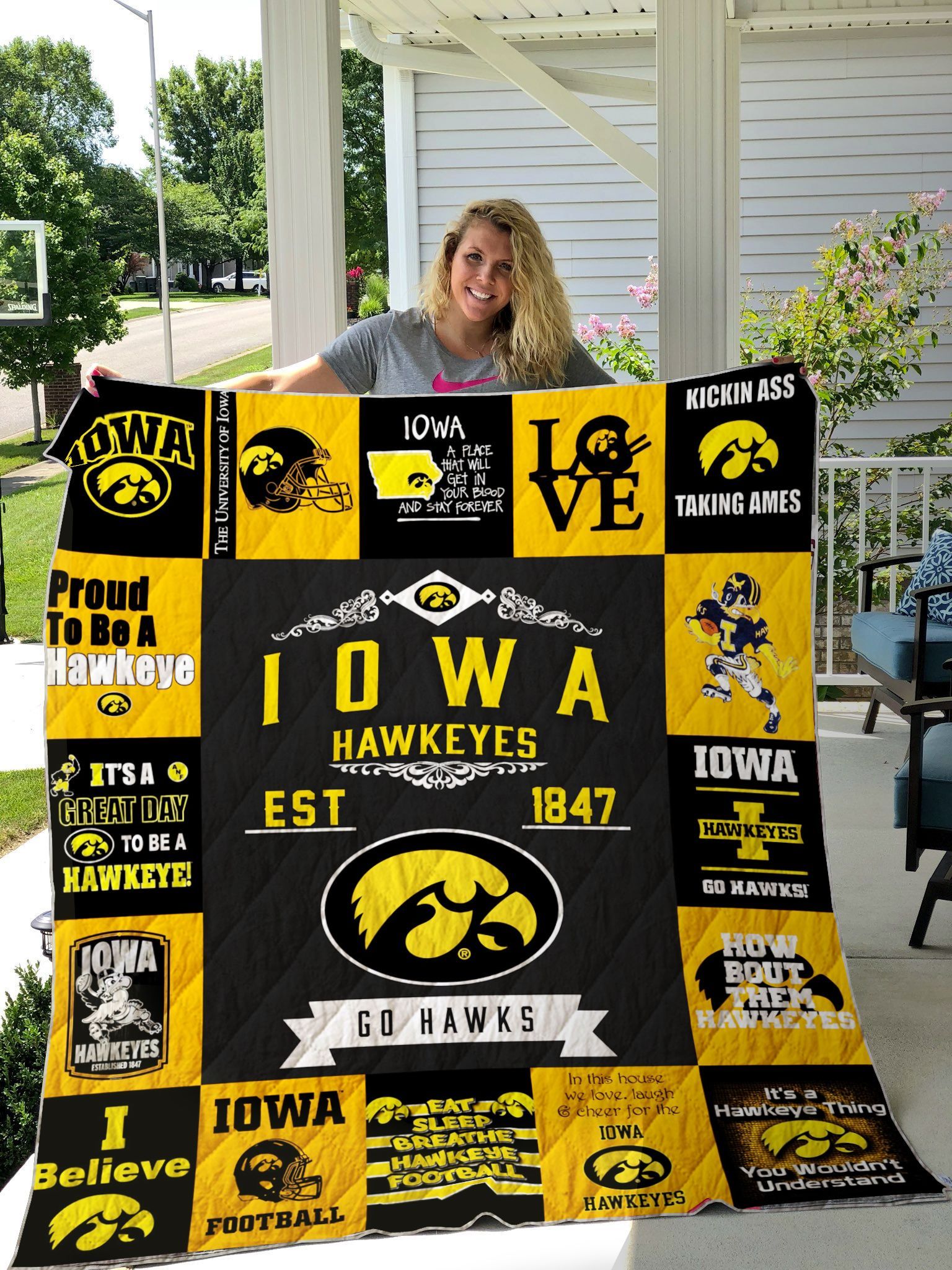 Iowa Haweyes Quilt Blanket 011
